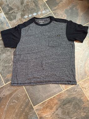 Stanley Heather Gray Body with Black Raglan Sleeves Pocket Tee